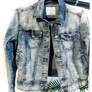 Celebrity Pink Denim Boyfriend Trucker Jacket M Med Wash